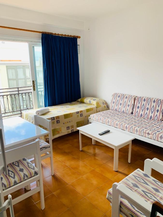 Apartamentos Ebusus Santa Eulária des Riu Exterior foto
